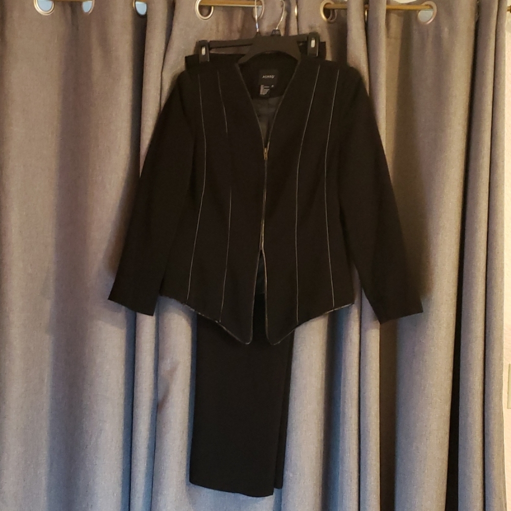 Ashro 3 Peice Women's Skirt Suit